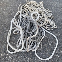 大量 ロープ 紐 まとめて 直径15〜22mmくらい 長さ不明