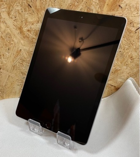 商談中)メンテナンス済み iPad (第6世代)