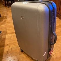 サムソナイト中型スーツケース
