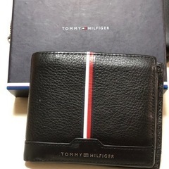 Tommy hilfiger折りたたみ財布1日値下げ