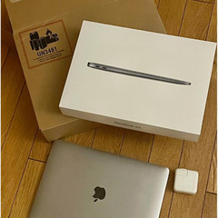 13インチ Mac Book Air (2019 mid モデル...