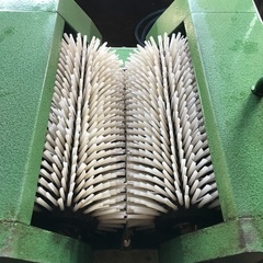 ちくし号大根洗浄機（1本洗い）