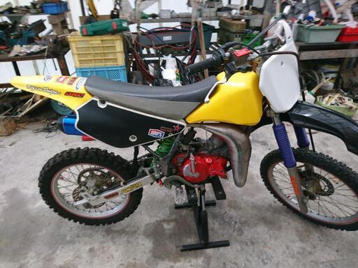 バイクで、山登りどうでしょう(^-^) ＲＭ80　2000年式
