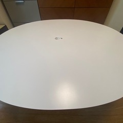 ブランド家具　イタリアンモダンな高さ調整可能ダイニングテーブル