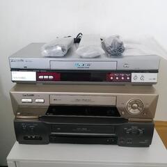 VHSビデオ、3台まとめて。