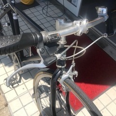 マットなクロスバイク　綺麗な中古です