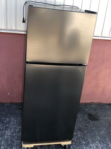 maxzen 冷凍冷蔵庫ガンメタリック 118L JR118ML01GM 2020年製 D081G019