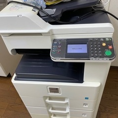 中古　KYOCERAコピー複合機　256i