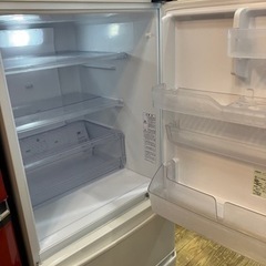 ⭐️人気⭐️2017年製 AQUA 272L 冷蔵庫 AQR-271 アクア