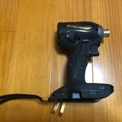 【限定モデル】パナソニック　インパクトドライバー