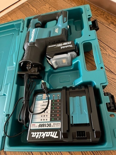 マキタ 充電式レシプロソー 18V 6.0Ah JR188DRG　(お届け相談ください)