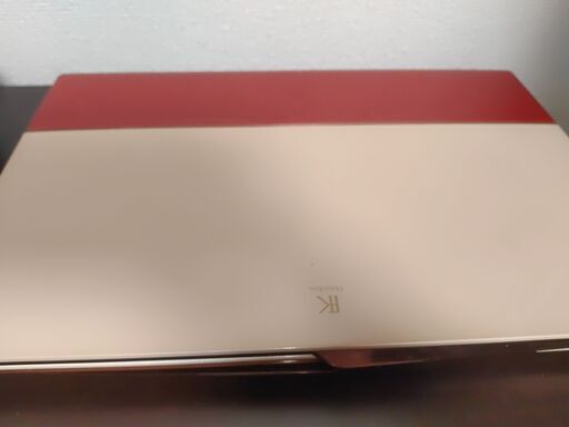 富士通 女性向け フローラルキス 高性能第4世代Core i5搭載