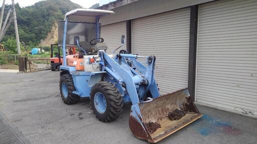 ホイルーローダー    LX２０   除雪  農機具  チェーン付 ホイルーローダー LX20 除雪 農機具 チェーン付