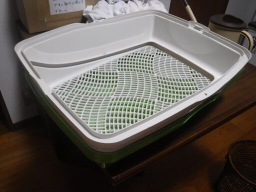 掃除の楽な猫トイレ（未使用）
