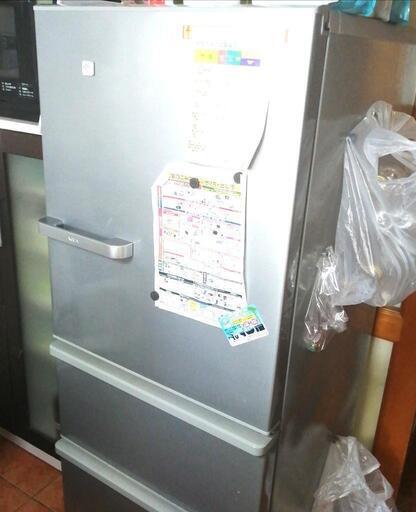 （取引中）購入4年 冷蔵庫 シャープAQUA AQR-27G リサイクル券