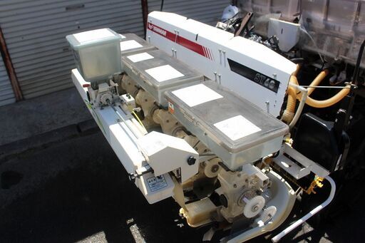SOLD OUT】ヤンマ YR6D ディーゼル 田植機 湛水直播使用 ST6G 除草剤散布機