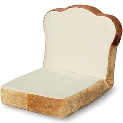 食パンの座椅子2つ