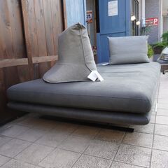 展示品◆フランスの高級ブランドligne roset(リーンロゼ)社のROSETPrado(ロゼプラド) ソファ3P クッションカバー付です。クッションの置き方によって、ソファにもカウチにも♪CG420