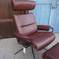 展示品◆北欧ノルウェーのメーカーEKORNES(エコーネス)社の本革トーキョー スター ストレスレスチェア ヘッドレスト付ローバック オットマン付/マルーンです！本格リクライニングチェア♪CG422