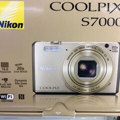 Nikon コンパクトデジタルカメラ COOLPIX S7000...