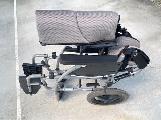軽量、折りたたみ式アルミ車椅子