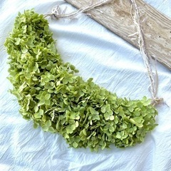 アナベル紫陽花　三日月リース 夏から秋、冬、その先も アナベル紫陽花 三日月リース アナベル 紫陽花