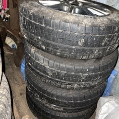 プリウス、ラクティス、アリオン15＋スタッドレス　185／65R15