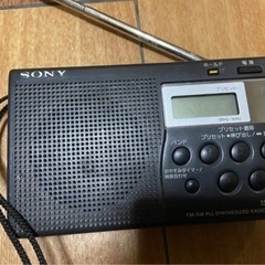 SONY ポータブルラジオ ICF-M260 中古　かけあり　動...