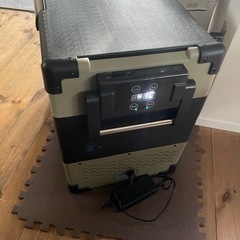 ポータブル　冷蔵庫冷凍庫　52l クーラーボックス