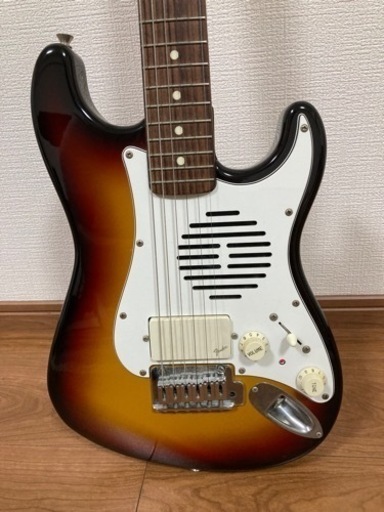 フェンダー ST-CHAMP 10 アンプ内蔵エレキギター
