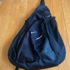 NIKE ワンショルダーリュック