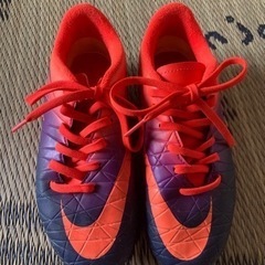 NIKEサッカースパイク　21.5cm