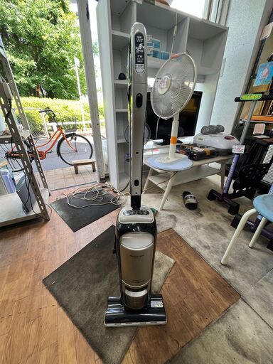 【リサイクルショップどりーむ鹿大前店】No.1735　掃除機　SHARP　EC-ST12-N　スティッククリーナー　2011年製　♪