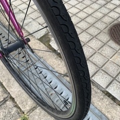 値下げ　💥💥　クロスバイク　OSSO フレーム　アルミ　700cx28 シマノ3x8変速　紫