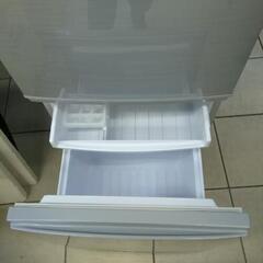 10月末までの引取りで値引き中！ノンフロン冷凍冷蔵庫 355L