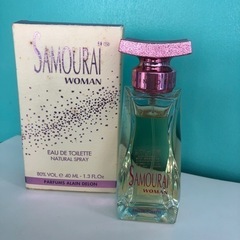 【値下げ！】香水　SAMOURAI WOMAN ・４０ml