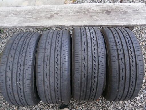 BMW  Z4　225/45R17　4本セット★タイヤ1ケ月使用★美品