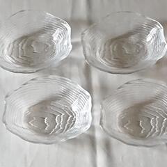 木目レリーフのガラスのデザート皿 4つ