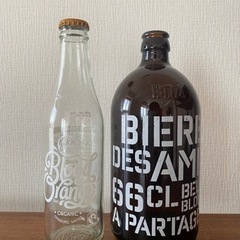 外国製　ガラス瓶　2個