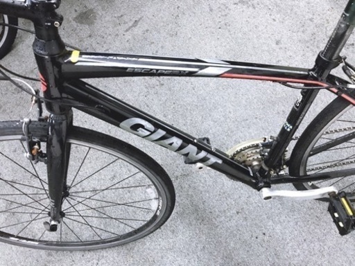 格安 人気なモデル Giant escapeRX クロスバイク 通勤・通学に最適