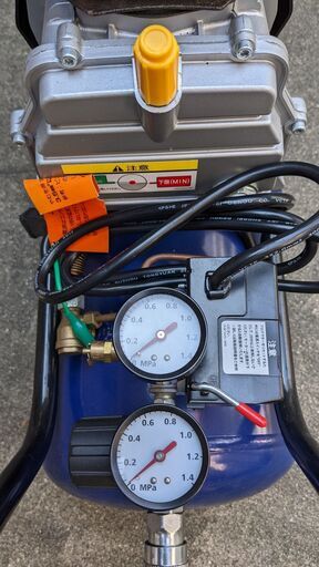 エアーコンプレッサー 30L アネスト岩田 コルトHK4004