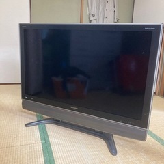 液晶テレビ