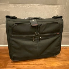 TUMI2輪ガーメントケース