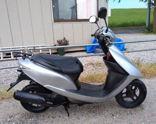 非常に良いエンジン。 ホンダ ディオ AF62です。 フロントブレーキパッドはほぼ新品です。