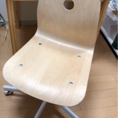 IKEA キャスター付き椅子　500円