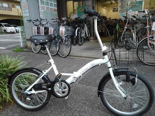 中古自転車２１５９　美品！　２０２１年１２月購入　９ヶ月使用　折り畳み　２０インチ　６段ギヤ　ダイナモライト