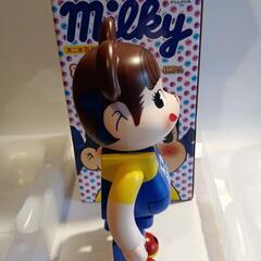 MEDICOM TOY - ベアブリック ペコちゃん ミルキー65周年記念デザイン 400％ MEDICOM TOY - BE@RBRICK ペコちゃん ミルキー65周年記念