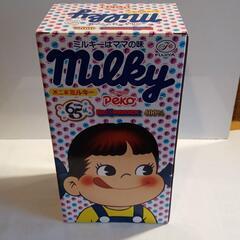 BE@RBRICK ペコちゃん ミルキー65周年記念デザイン400％ベアブリック ペコちゃん ミルキー65周年記念ベアブリック 400％