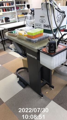 【商談中】Naomoto ハイスチームアイロン付き吸引機能付き仕上げ台（バキュームアイロン台）