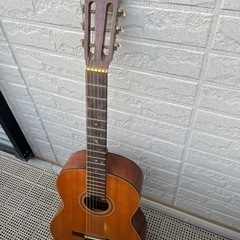 古いギター　YAMAHA s-50A